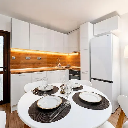 Apartment Modern&peaceful 1br Near Sea Garden Warna